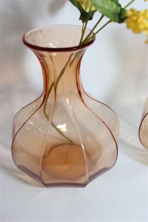 Does anyone have a solution for this? Vintage Pink Octagon Shape Glass Flower Vases Matching ...