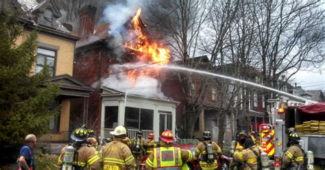 7 Firefighters Injured While Battling Wilkinsburg House Fire Cbs