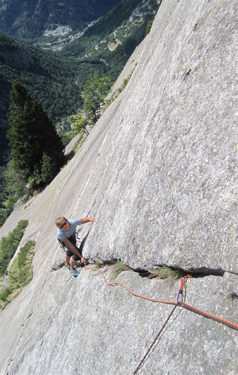 Ama Dablam Expedition Val Di Mello Luna Nascente Italy Training