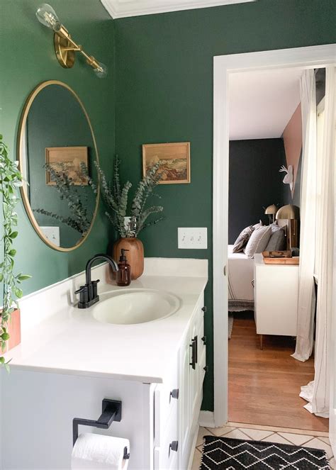 10 Small Green Bathroom Ideas