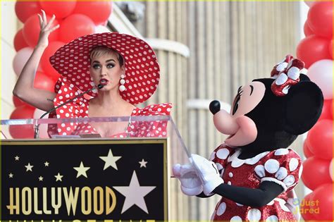 Full Sized Photo Of Minnie Mouse Walk Fame Ceremony Katy Perry Mickey