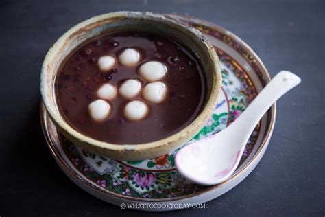 Sweet Red Bean Soup Tang Yuan Hong Dou Tang