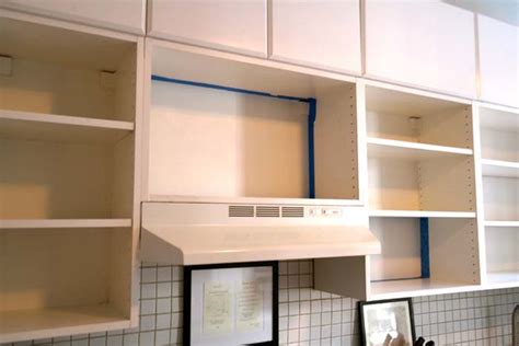 Even kitchen cabinets of the highest quality can become damaged, and doors can begin sagging if they are pulled down or leaned on. DIY Kitchen Cabinet Makeover