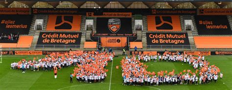 The cheapest way to get from bordeaux to lorient costs only 27€, and the quickest way takes just 4 hours. FC Lorient - Bordeaux : Le Moustoir à vos couleurs ! - FC ...
