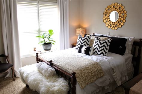 See more ideas about bedroom decor, bedroom. Top 5 Decor Tips for Creating the Perfect Guest Room