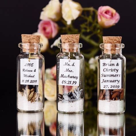 You know that your thoughtful wedding guests deserve prompt and sincere thank you notes for their generous wedding gifts and for coming out to help you celebrate. Elegant Wedding Favors Thank you gifts for guests Rustic ...