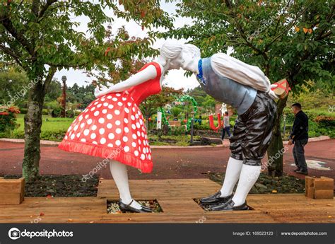 Sculpture Kissing Couple At Jeju Loveland Theme Park On Oct 7 2