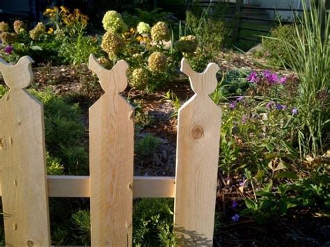 Decorative Cedar Picket Fence Choose Bird By Prettypickets