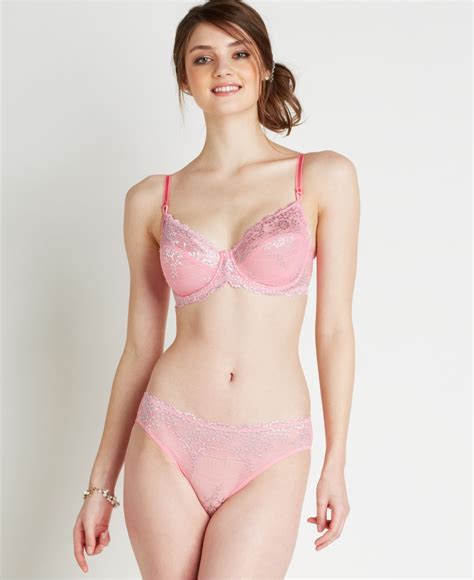 Lyst Wacoal Embrace Lace Underwire Bra 65191 In Pink