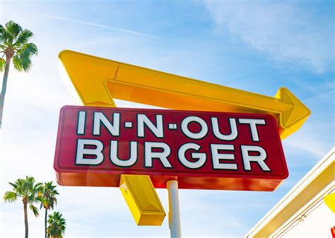 from coast to coast the best regional fast food chains to try stacker