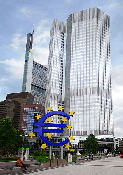 Book editions for europ ische union und internationaler w hrungsfonds. File:European Central Bank 041107.jpg - Wikimedia Commons
