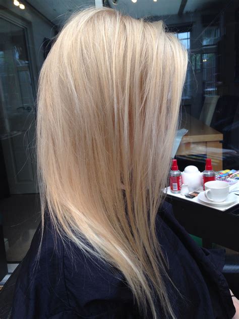 Full Head Ice Blonde With Ice Toner Hair By Martine Hair Beauty Ice Blonde Platinum Hair
