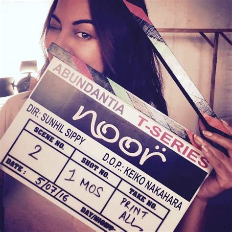 Sonakshi Sinha Begins Shooting For Noor With This Adorable Selfie View Pic Bollywood News