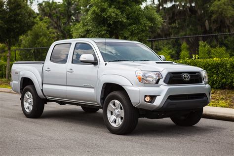 Trd sport v6 4x2 double cab 6 ft. 2013 Toyota Tacoma DCSB TRD Sport 4x4 Silver - Only 13,000 ...