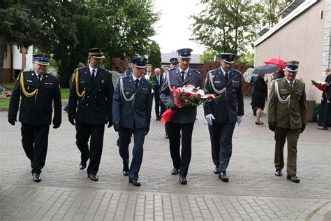 83 Rocznica Wybuchu II Wojny Światowej uroczystości na cmentarzach