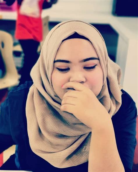 𝓷𝓾𝓻𝓾l 𝓼𝓱𝓪𝓱𝓲𝓻𝓪 On Instagram 🙂 In 2022 Fashion Instagram Hijab