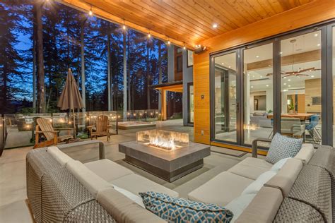 Five Indoor Outdoor Living Spaces We Love Innotech Windows And Doors
