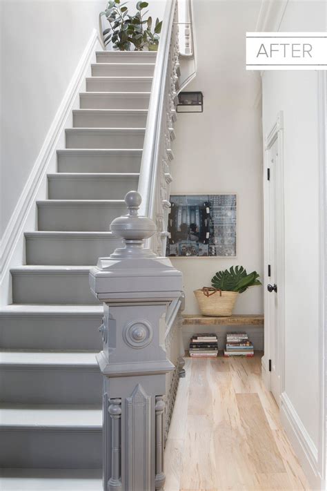 30 Grey And White Stairs