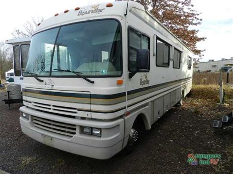 1995 Used Fleetwood Rv Fleetwood Bounder 34j Class A In Pennsylvania