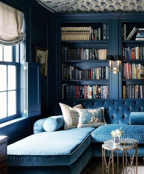 15 Beautiful Dark Blue Wall Design Ideas