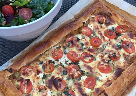 Onion Cheese And Tomato Tart Recipe By Joanne Cookpad