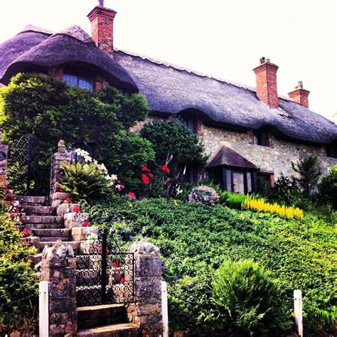 16th Century Thatched Cottage Godshill Isle Of Wight Uk Thatched