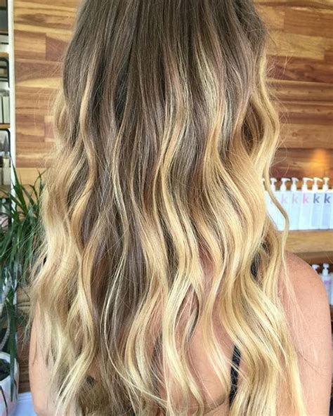 Mermaid Goalshoney Caramel Freehand Balayage On This Mane The Ultimate Summer