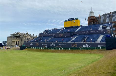 St Andrews 18th Hole Bombers Beware Golfs Most Famous Finisher At The