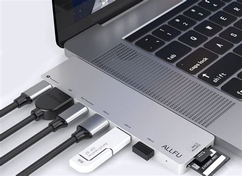 The Best Usb C Hubs For Your Laptop Or Tablet Gearopen Com