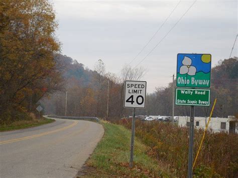 12 Scenic Country Roads In Ohio To Drive In The Fall Scenic Scenic