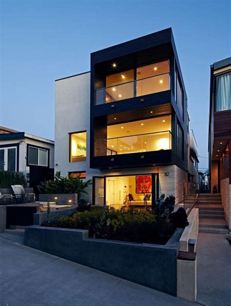 Stunning Modern Transformation Of Manhattan Beach House