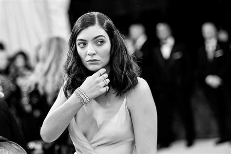 This is an incredible album. Lorde Provides Update on Album Two: 'I Am About to Show ...