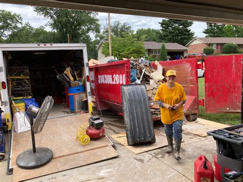 Flood Recovery In Saint Louis Disaster Relief