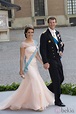 La Princesa Marie de Dinamarca con un vestido rosa palo en la boda de ...