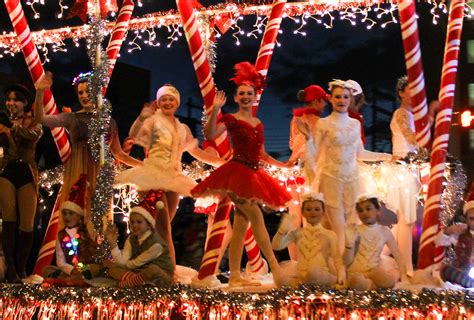 Downtown Christmas parade set to feature 150 floats - Optimist