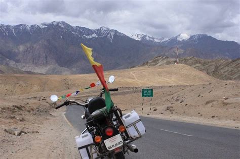 Ladakh Kashmir Manali Bike Trip Siachen Base