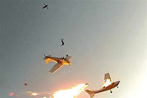 Video Terrifying Moment Skydivers Survive Mid Air Plane Collision