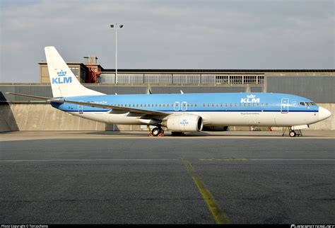 PH HZM KLM Royal Dutch Airlines Boeing 737 8K2 Photo By Ton Jochems