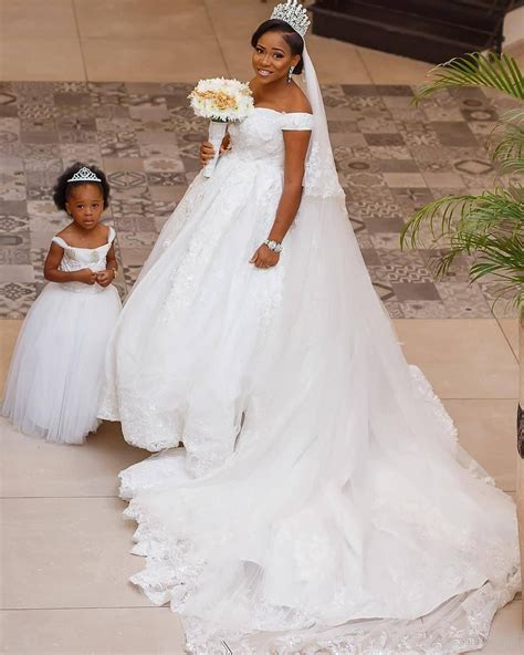 South African Plus Size 2019 Black Girls Lace Wedding Dresses Off