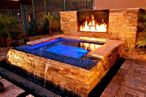 20 Relaxing Backyard Designs With Hot Tubs Hot Tub Backyard Hot Tub Outdoor Backyard Spa