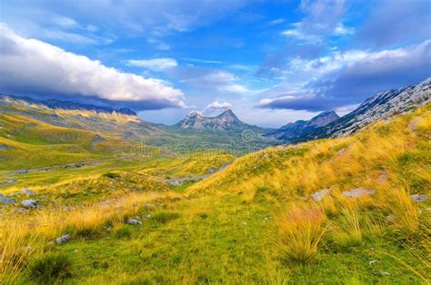 Summer Mountaine Landscape With Cloudy Sky Mountain Scenery National