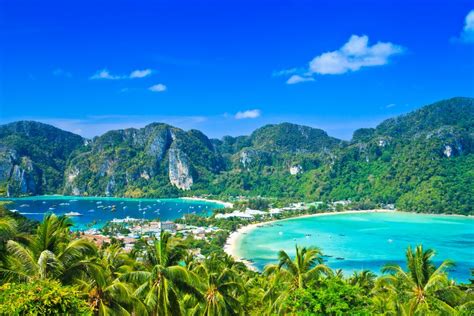 Koh Phi Phi Complete Island Guide And Travel Tips Akisoto