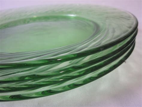 Pyrex Green Glass Dinner Plates Set Of Four Etsy