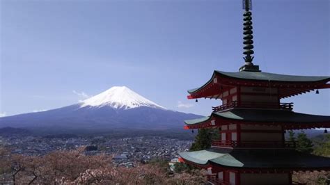 富士山と桜と五重の塔忠霊塔、新倉山浅間公園 山梨県富士吉田市 観光スポット最新情報｜最高の旅行にするために。