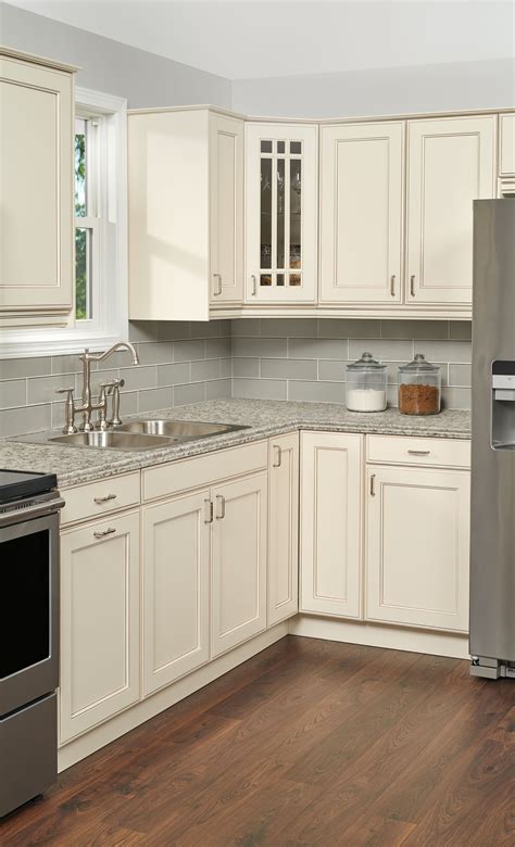 Linsell™ Ivory Klëarvūe Cabinetry® Kitchen Remodel Kitchen Design