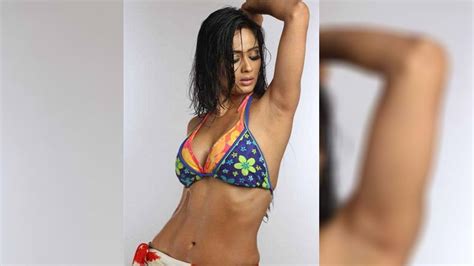 Happy Birthday Shweta Tiwari 10 Hot And Sexy Photos Of Kasautii Zindagii Kay Diva श्वेता तिवारी
