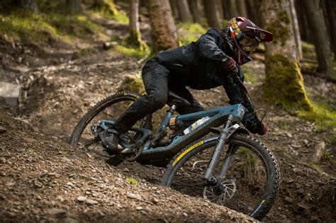 Best Enduro Mountain Bikes In To Mm Monsters Outdoors Voice