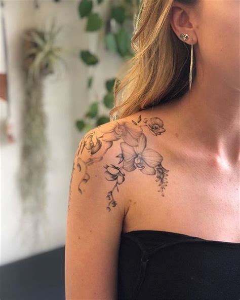 50 Gorgeous And Exclusive Shoulder Floral Tattoo Designs You Dream To