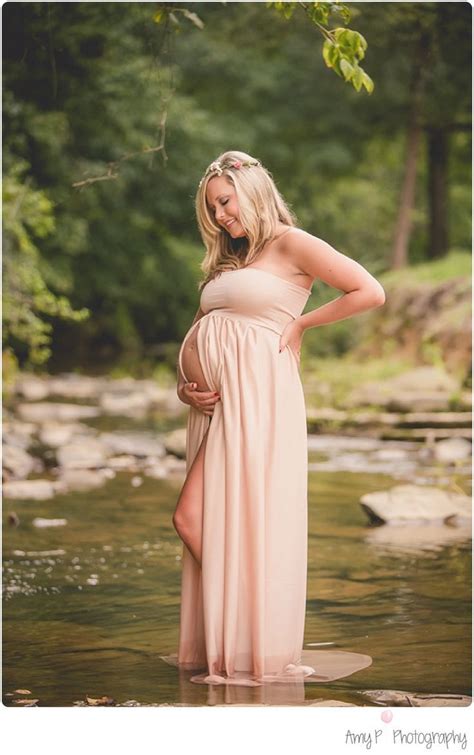 6b265b5b7e79e05670258a4ef00b0b81  736×1173 Maternity Photoshoot Poses Outdoor Maternity