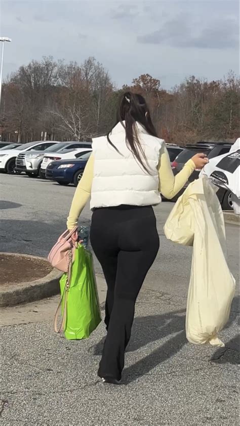 The Pawg Of All Pawgs Spandex Leggings And Yoga Pants Forum
